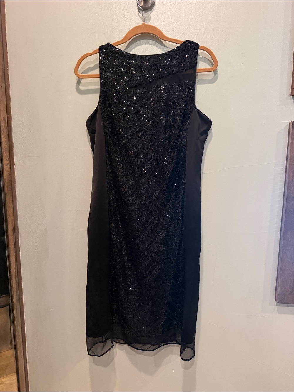julia jordan Black Sequin Midi Sheath Dress